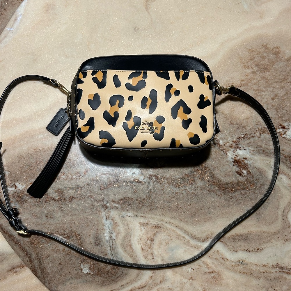 Coach leopard camera bag - Picture 8 of 9